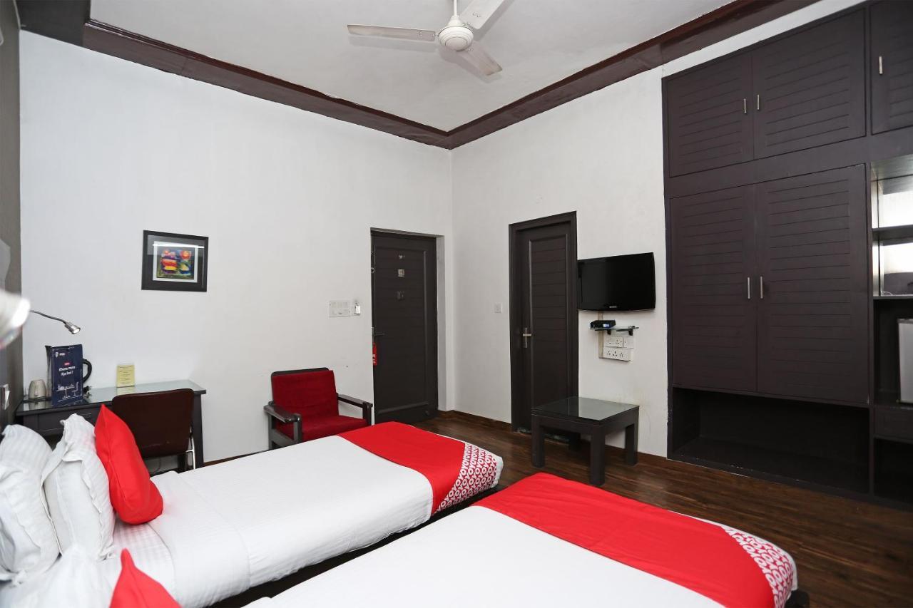 Hotel Chalet Neu-Delhi Exterior foto