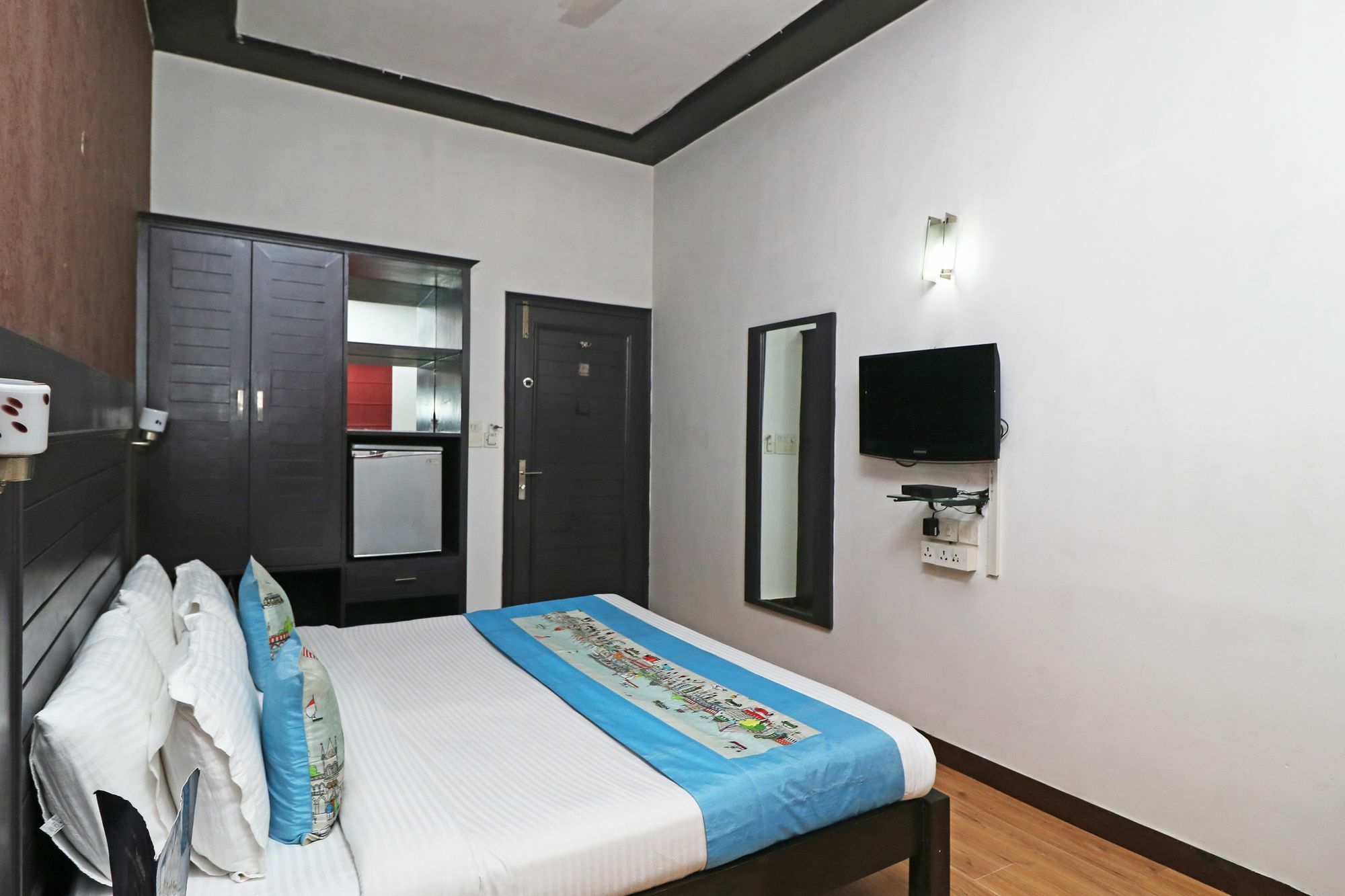 Hotel Chalet Neu-Delhi Exterior foto