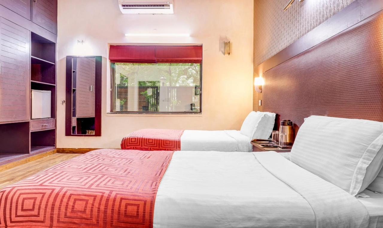 Hotel Chalet Neu-Delhi Exterior foto
